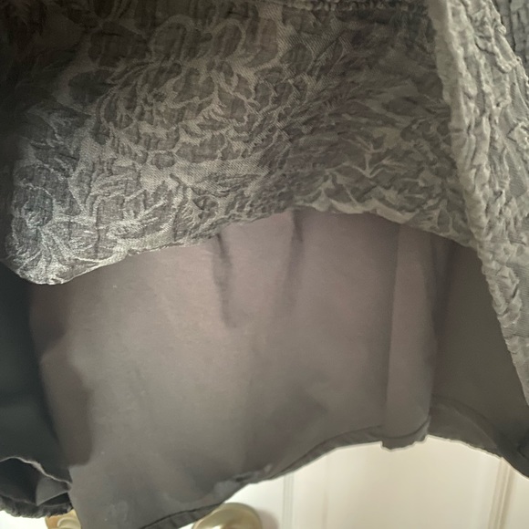 Floral Brocade Fit and Flare dress with Cut Out - Picture 5 of 13